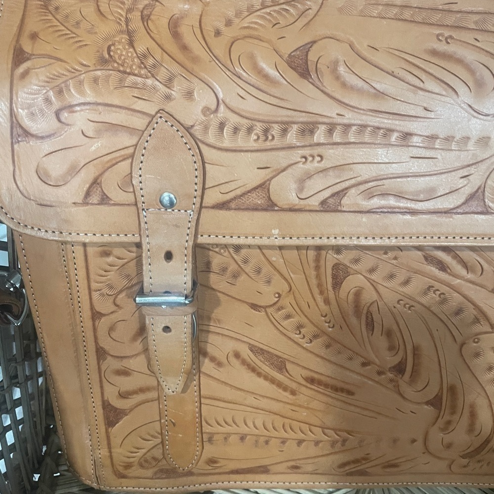 🧳 Hand-Tooled Leather Briefcase Satchel – Vintage Western‎ Office Field Bag - Picture 2 of 10